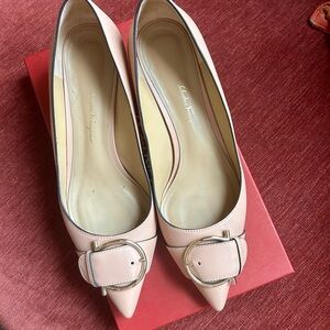 Salvatore Ferragamo light beige heels size 9 1/9 B